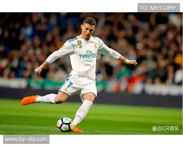 变装足球球星:那些突破界限的个性与时尚先锋 变装足球球星:那些突破界限的个性与时尚先锋