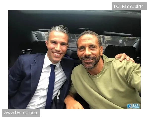 范佩西领衔最帅足球球星阵容 他的经典瞬间至今难忘 范佩西领衔最帅足球球星阵容 他的经典瞬间至今难忘